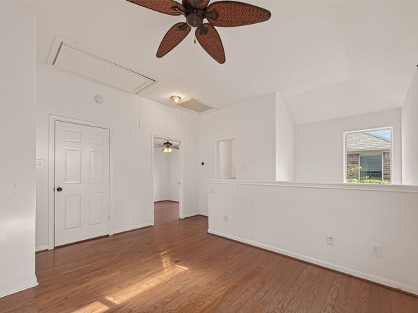 218 Plaza Del Sol Park, Houston TX 77020