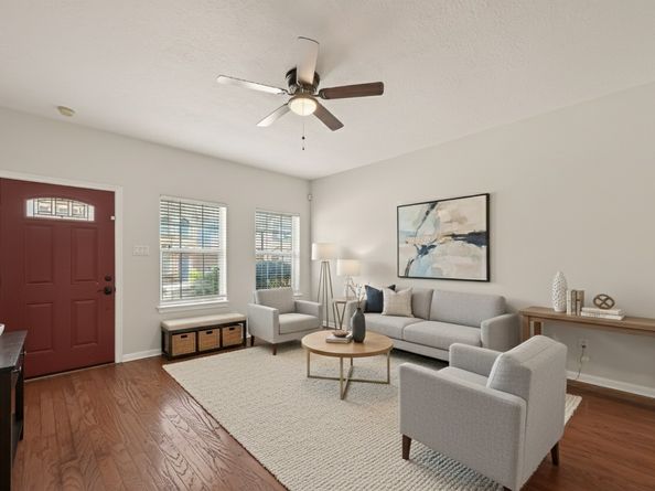 218 Plaza Del Sol Park, Houston TX 77020