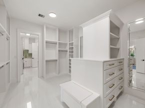 1439 Martin Street, Houston TX 77018