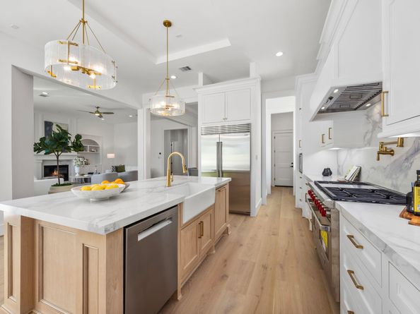1439 Martin Street, Houston TX 77018