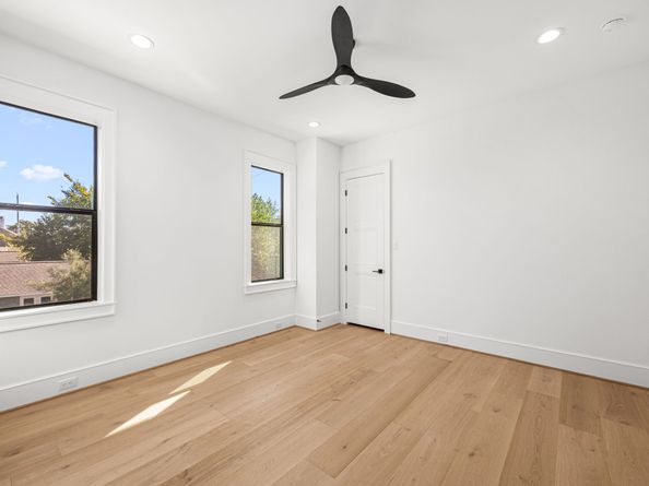 1439 Martin Street, Houston TX 77018