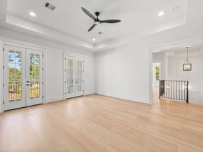 1439 Martin Street, Houston TX 77018
