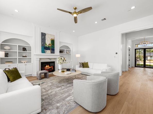 1439 Martin Street, Houston TX 77018