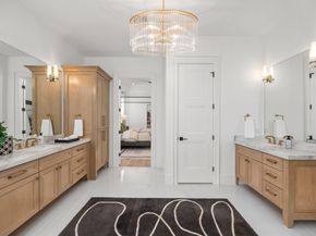 1439 Martin Street, Houston TX 77018