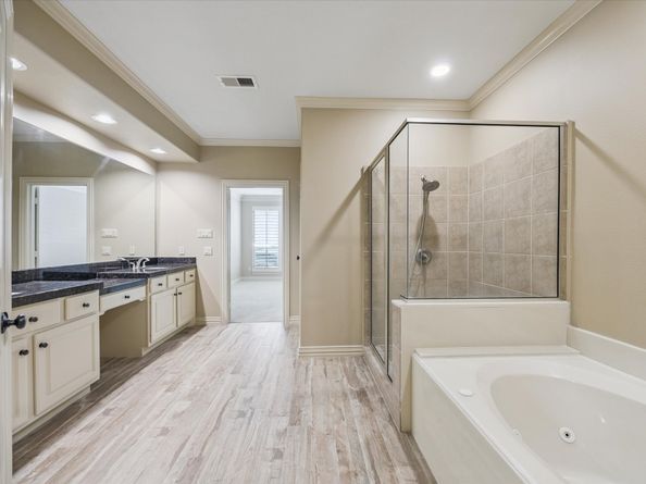 2063 Spring Cedar Lane, Houston TX 77077