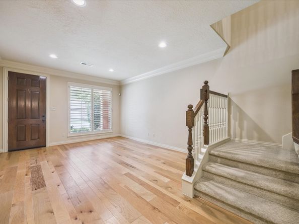 2063 Spring Cedar Lane, Houston TX 77077