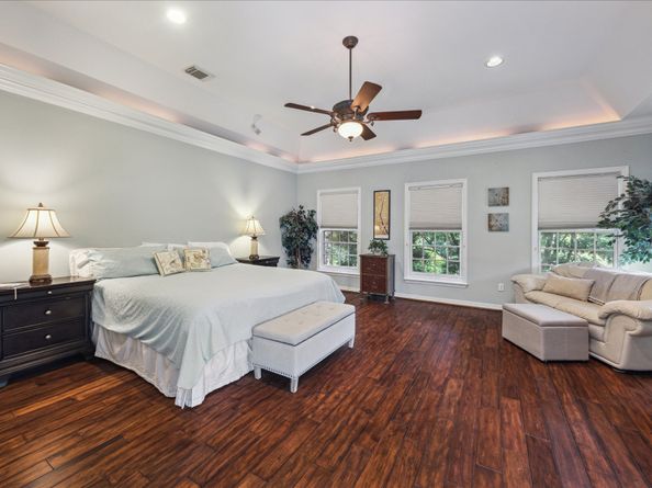 3388 Maroneal Street, Houston TX 77025