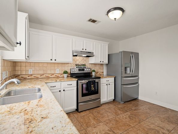 5535 N Tidewater Drive, Houston TX 77085