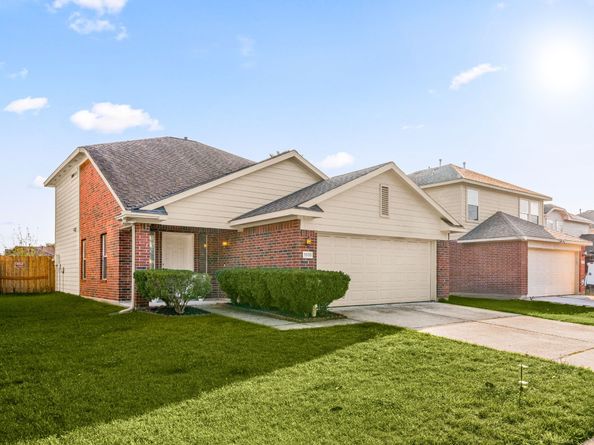 5535 N Tidewater Drive, Houston TX 77085