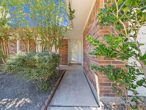 2302 Old Oak Lane, Kingwood TX 77339