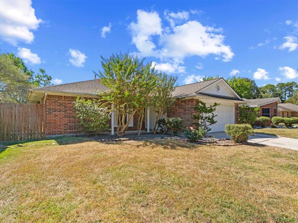 2302 Old Oak Lane, Kingwood TX 77339