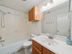 2302 Old Oak Lane, Kingwood TX 77339