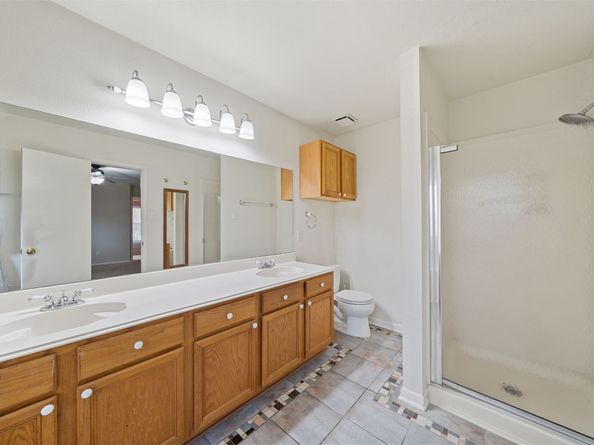2302 Old Oak Lane, Kingwood TX 77339