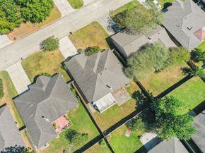 2302 Old Oak Lane, Kingwood TX 77339