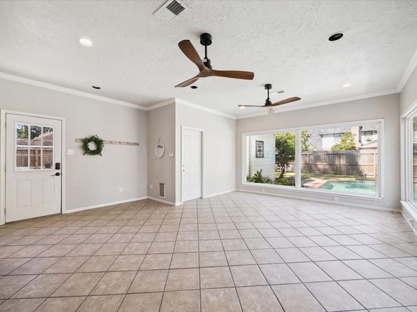 5711 Lone Cedar Drive, Kingwood TX 77345