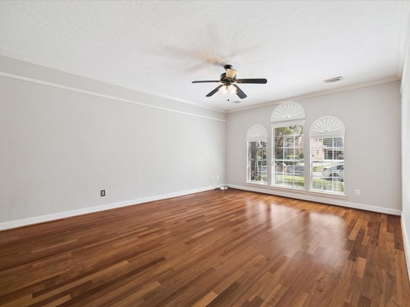 5711 Lone Cedar Drive, Kingwood TX 77345
