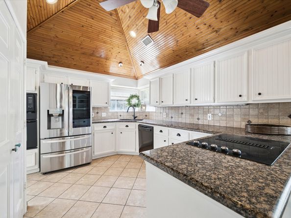 5711 Lone Cedar Drive, Kingwood TX 77345