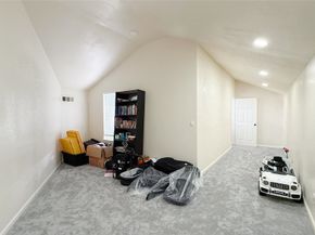 9809 Richmond Avenue C13, Houston TX 77042