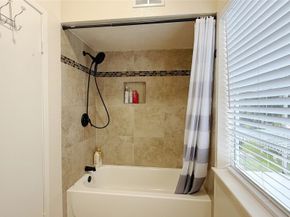 9809 Richmond Avenue C13, Houston TX 77042