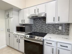 9809 Richmond Avenue C13, Houston TX 77042