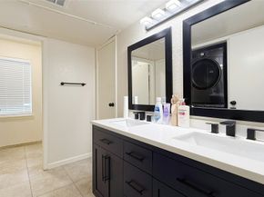 9809 Richmond Avenue C13, Houston TX 77042