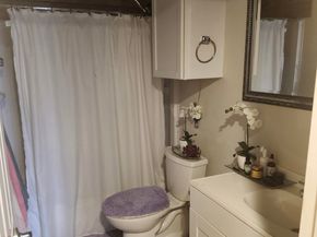 10855 Meadowglen Lane 901, Houston TX 77042