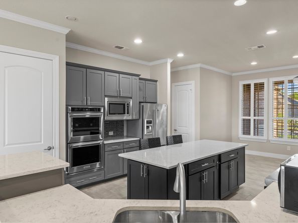 349 Kerry Bog Lane, The Woodlands TX 77382