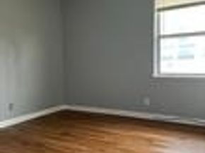 6058 Glenhurst Drive, Houston TX 77033