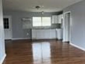 6058 Glenhurst Drive, Houston TX 77033