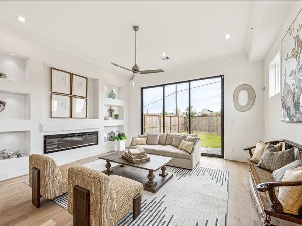 1008 Golden Nectar, Houston TX 77008