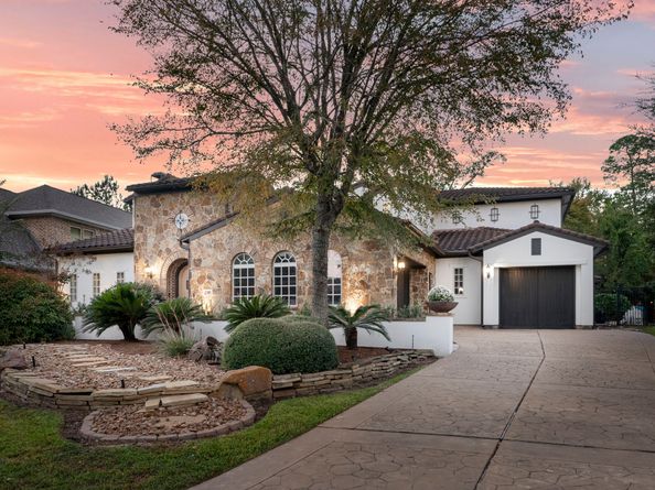 38 N Player Manor Circle, The Woodlands TX 77382