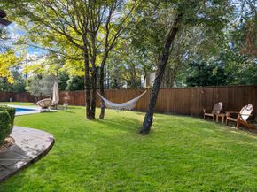 38 N Player Manor Circle, The Woodlands TX 77382