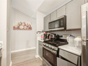 7222 Londres Drive, Houston TX 77083