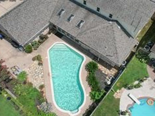 12302 Moorcreek Drive, Houston TX 77070