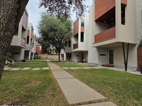 1107 W 17th Street, Houston TX 77008