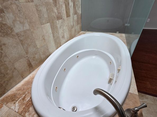 1107 W 17th Street, Houston TX 77008