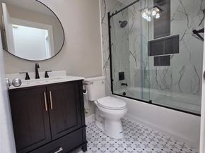 1107 W 17th Street, Houston TX 77008