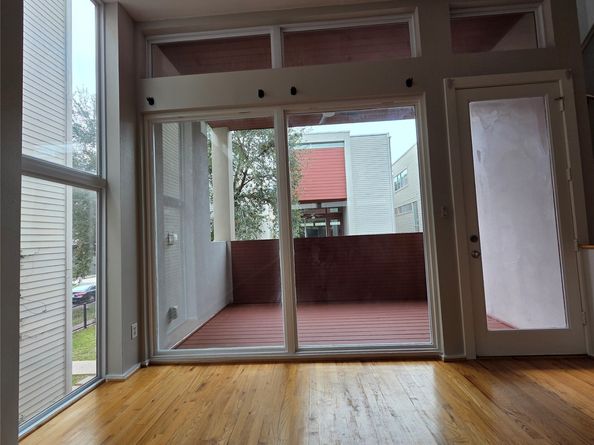 1107 W 17th Street, Houston TX 77008