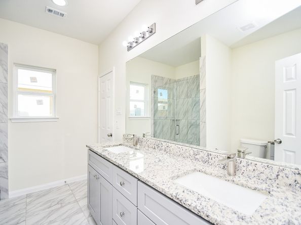 12202 HEATHER FLOWER Lane, Houston TX 77014