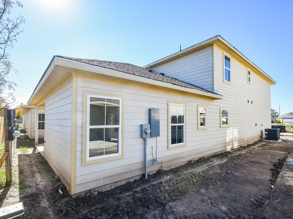 12202 HEATHER FLOWER Lane, Houston TX 77014