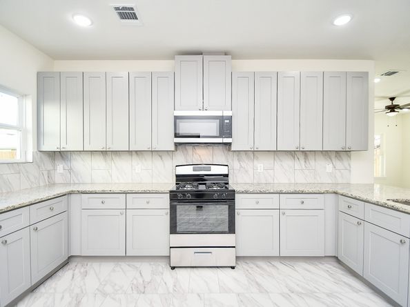 12202 HEATHER FLOWER Lane, Houston TX 77014