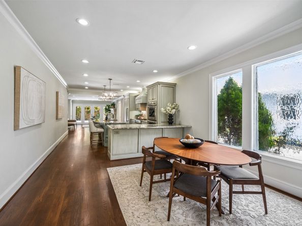 1114 W Cottage Street, Houston TX 77009