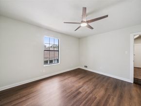 1114 W Cottage Street, Houston TX 77009