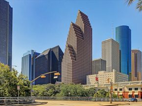 1211 Caroline Street 1504, Houston TX 77002