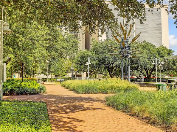 1211 Caroline Street 1504, Houston TX 77002