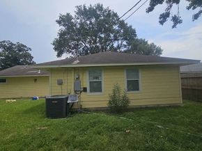 10101 Rebel Road, Houston TX 77016