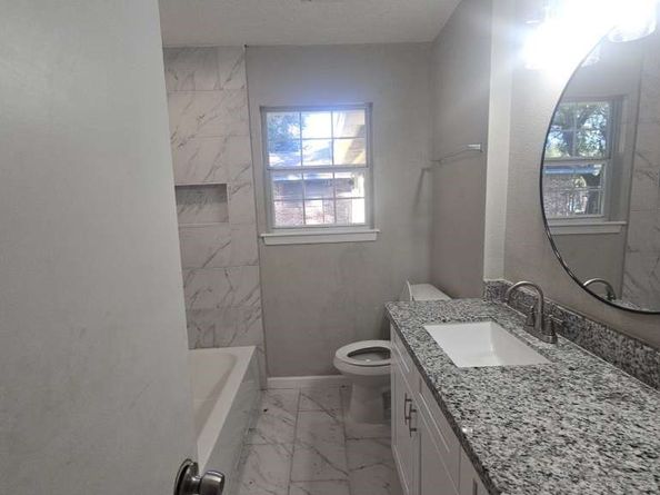 10101 Rebel Road, Houston TX 77016