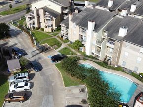 10101 S Gessner Road 912, Houston TX 77071