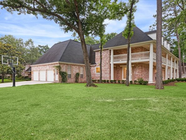 8703 Chelmsford Lane, Spring TX 77379