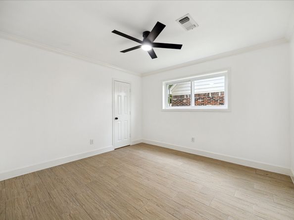 9711 Braewick Drive, Houston TX 77096